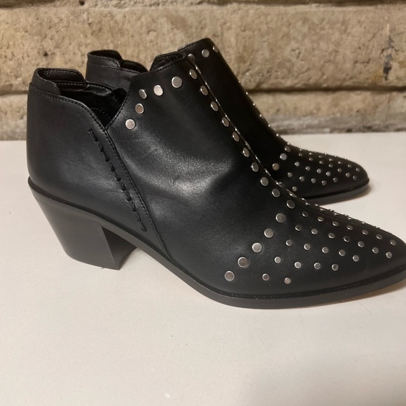 1.State Kuka Leather Studded ankle boots. - Picture 6 of 7